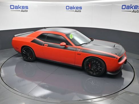 Used 2019 Dodge Challenger R/T Scat Pack w/ T/A Package RWD image 37