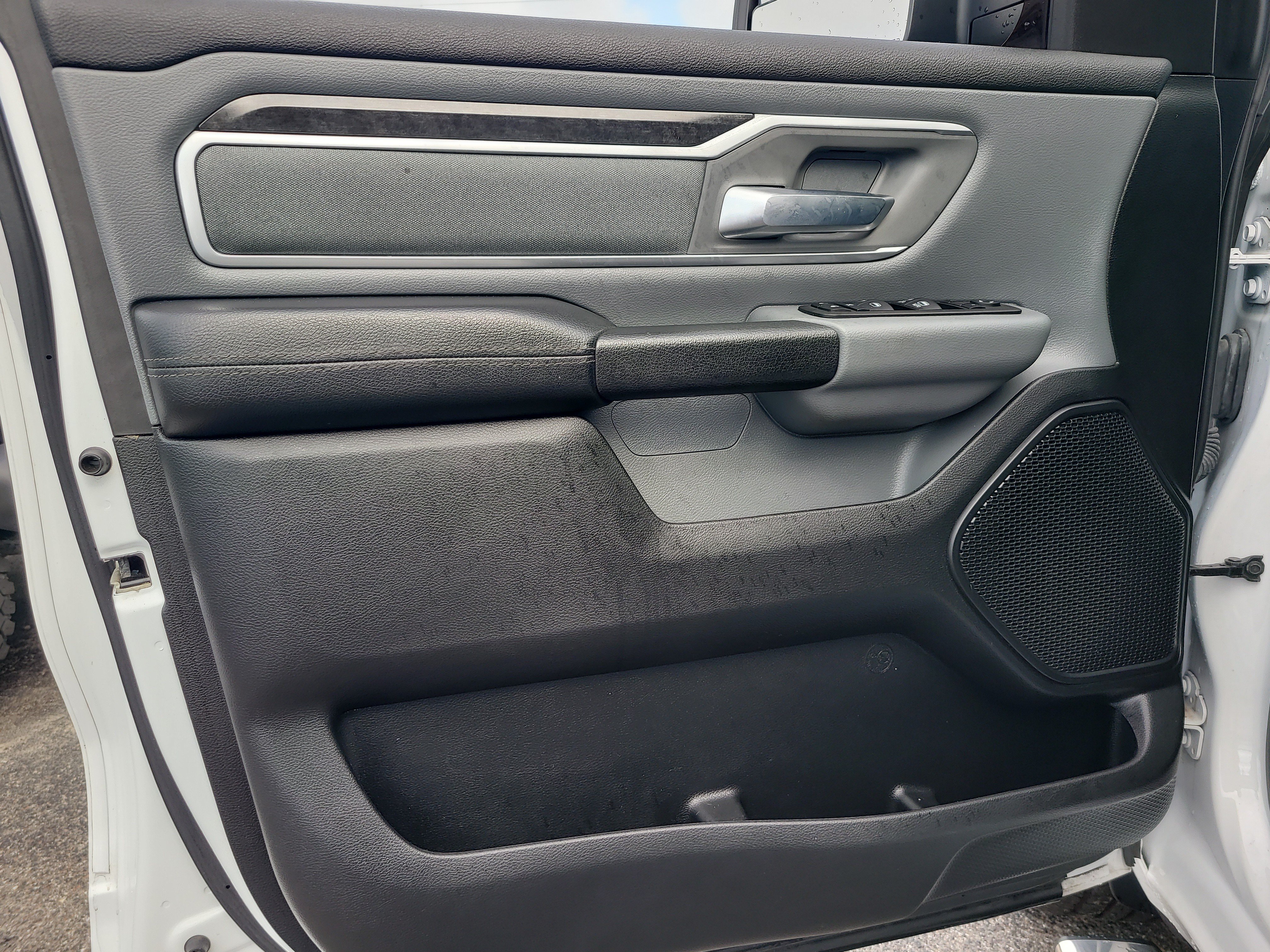 Used 2023 RAM 1500 Big Horn RWD image 16