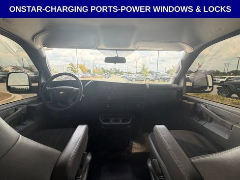 Used 2021 Chevrolet Express 2500 w/ Driver Convenience Package RWD image 6