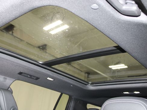 New 2026 Chevrolet Traverse LT w/ Sun and Wheel Package FWD image 49