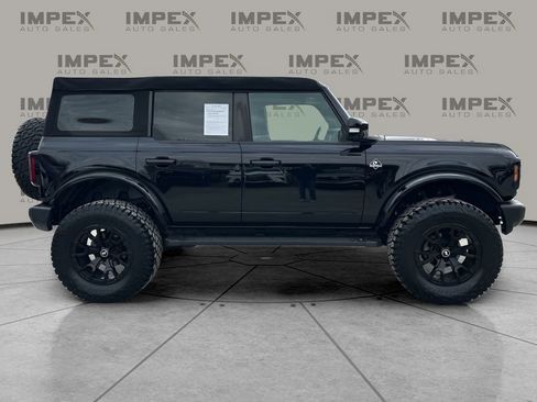 Used 2023 Ford Bronco Outer Banks image 6