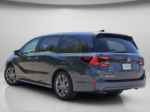 Used 2026 Honda Odyssey Touring image 23