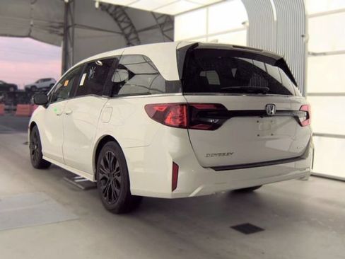 Used 2025 Honda Odyssey Sport-L image 7