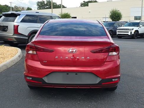 Used 2019 Hyundai Elantra SE w/ Cargo Package FWD image 7