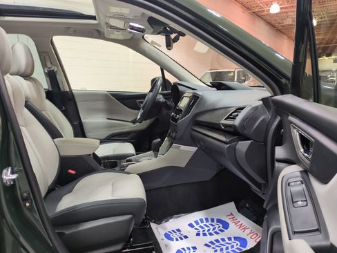 Certified 2023 Subaru Forester Premium AWD/4WD image 9