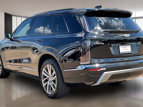New 2027 Cadillac Vistiq Sport w/ LPO, Floor Liner Package AWD/4WD image 3