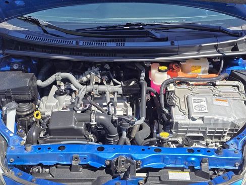 Used 2015 Toyota Prius C Four image 22