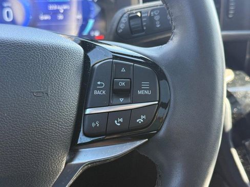 Used 2023 Ford Explorer Platinum w/ Technology Package AWD/4WD image 20