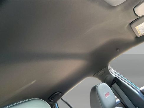 Used 2024 Chevrolet Trax RS w/ Driver Confidence Package FWD image 22
