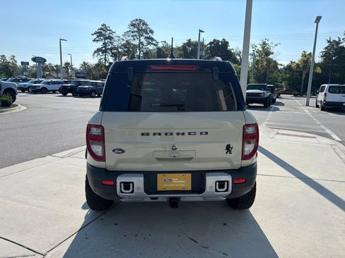 Certified 2025 Ford Bronco Sport Badlands w/ Sasquatch Badlands Package AWD/4WD image 6