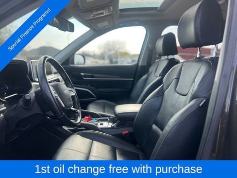 Used 2022 Kia Telluride EX w/ EX Premium Package image 10