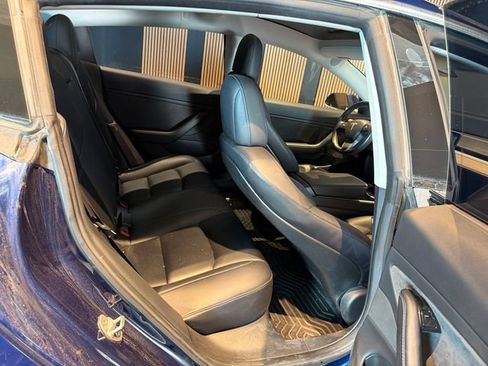 Used 2018 Tesla Model 3 Long Range RWD image 10