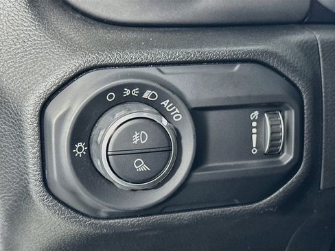 Used 2023 Jeep Gladiator Sport AWD/4WD image 10