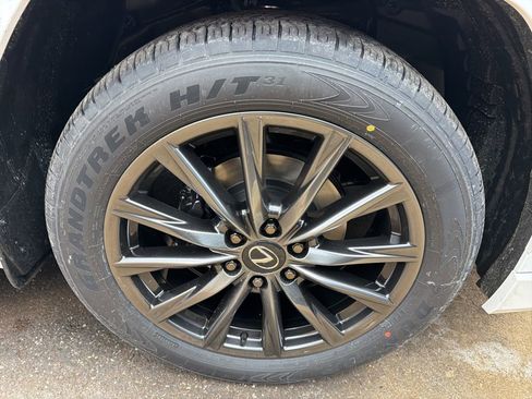 New 2026 Lexus LX 700h F Sport image 28