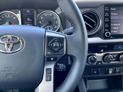 Used 2023 Toyota Tacoma SR5 AWD/4WD image 24