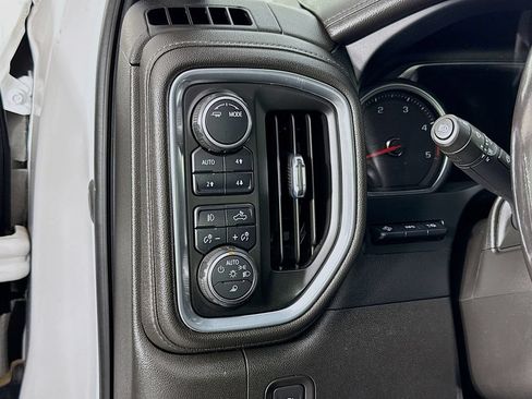 Used 2022 Chevrolet Silverado 3500 LTZ w/ LTZ Convenience Package AWD/4WD image 10