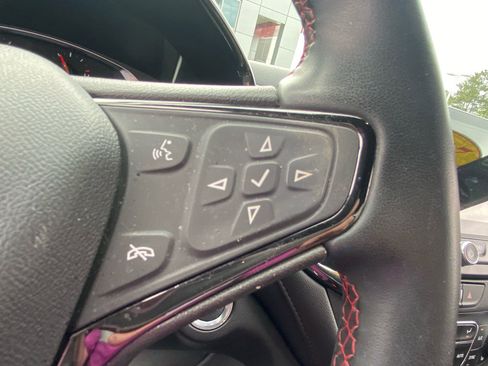 Used 2023 Chevrolet Equinox RS image 20