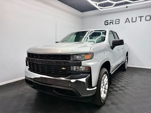 Used 2019 Chevrolet Silverado 1500 W/T w/ WT Convenience Package RWD image 3