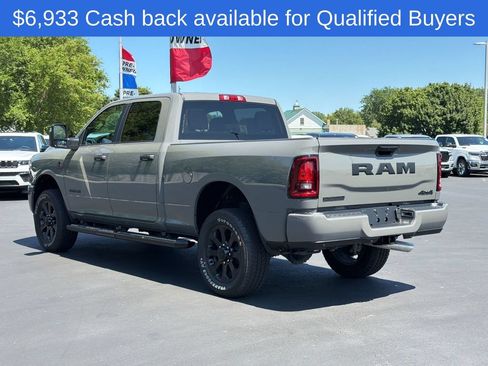 New 2026 RAM 2500 Big Horn AWD/4WD image 6