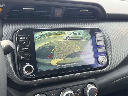Certified 2024 Nissan Kicks SV image 16