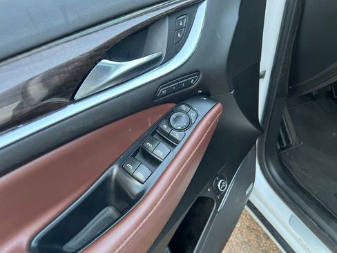 Used 2021 Buick Enclave Avenir w/ Avenir Technology Package image 12