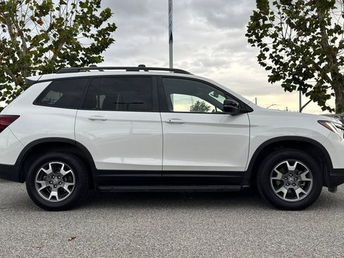 Used 2022 Honda Passport TrailSport image 7