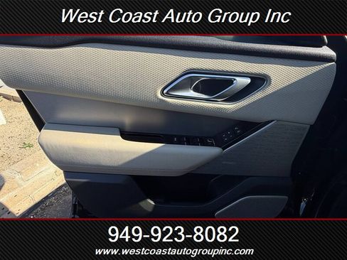 Used 2018 Land Rover Range Rover Velar R-Dynamic SE AWD/4WD image 18
