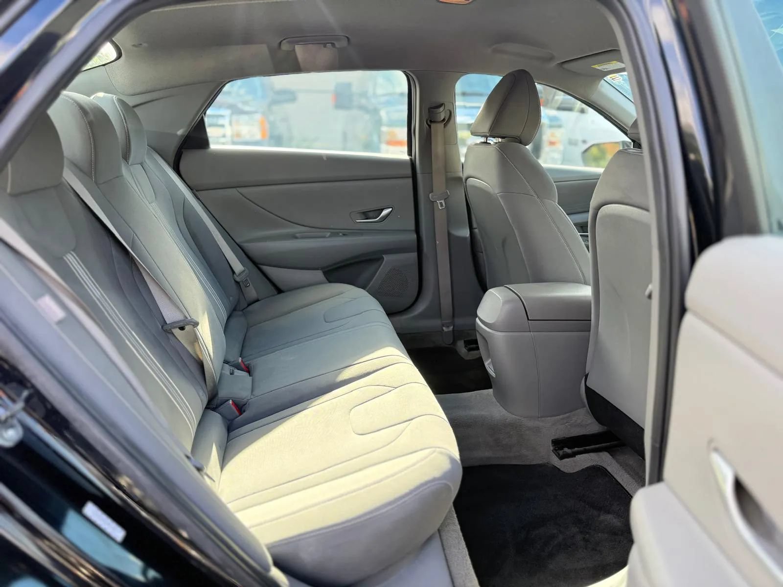 Used 2024 Hyundai Elantra SEL FWD image 11