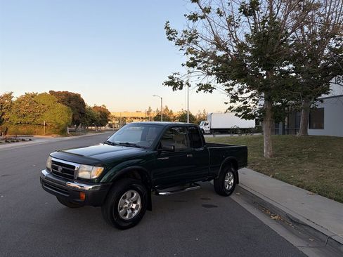 Used 1999 Toyota Tacoma 4x4 Xtracab V6 image 7