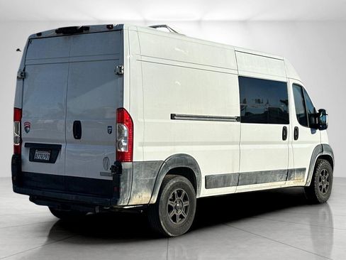 Used 2014 RAM ProMaster 2500 w/ Interior Convenience Group image 2