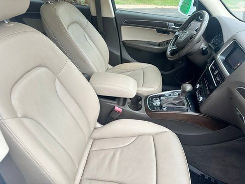 Used 2017 Audi Q5 2.0T Premium Plus w/ Technology Package AWD/4WD image 11