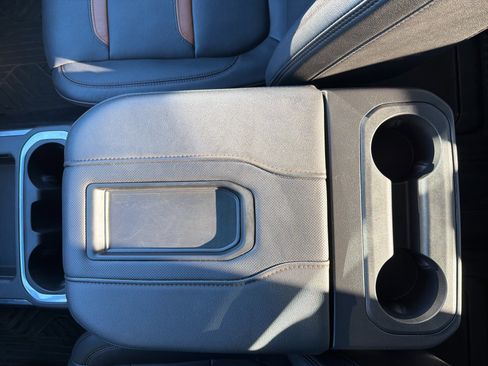 Used 2021 GMC Sierra 1500 AT4 image 29