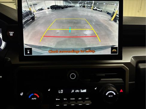 Used 2024 Toyota Tacoma TRD Sport w/ TRD Sport Upgrade Package AWD/4WD image 10