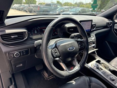 Used 2024 Ford Explorer ST w/ Equipment Group 401A AWD/4WD image 9