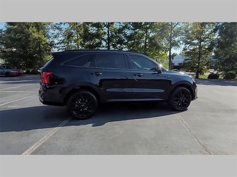 Used 2023 Kia Sorento SX image 35