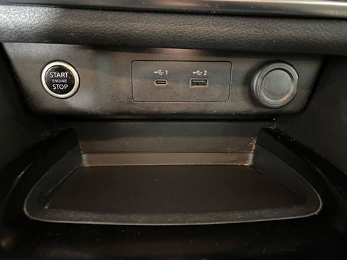 Used 2021 Nissan Rogue SV AWD/4WD image 15