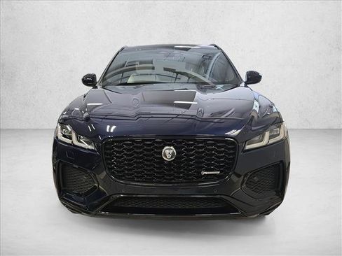 Certified 2025 Jaguar F-PACE R-Dynamic S image 2