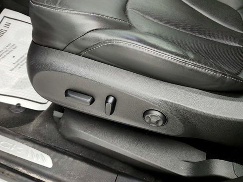 Used 2019 Buick Envision Premium image 12