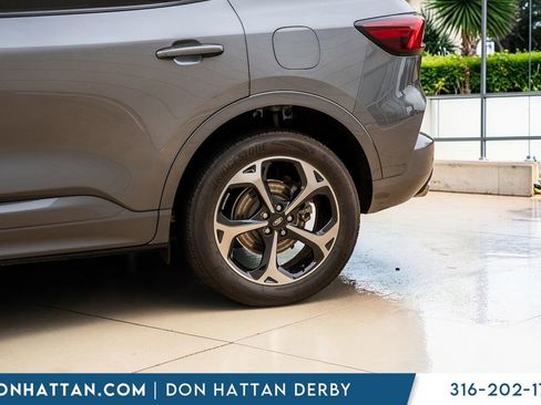 Used 2024 Ford Escape ST-Line Select w/ Tech Pack #1 AWD/4WD image 33