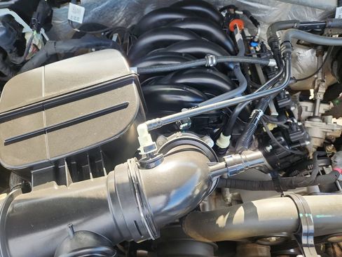 Used 2021 Ford F250 XLT w/ Tremor Off-Road Package AWD/4WD image 24