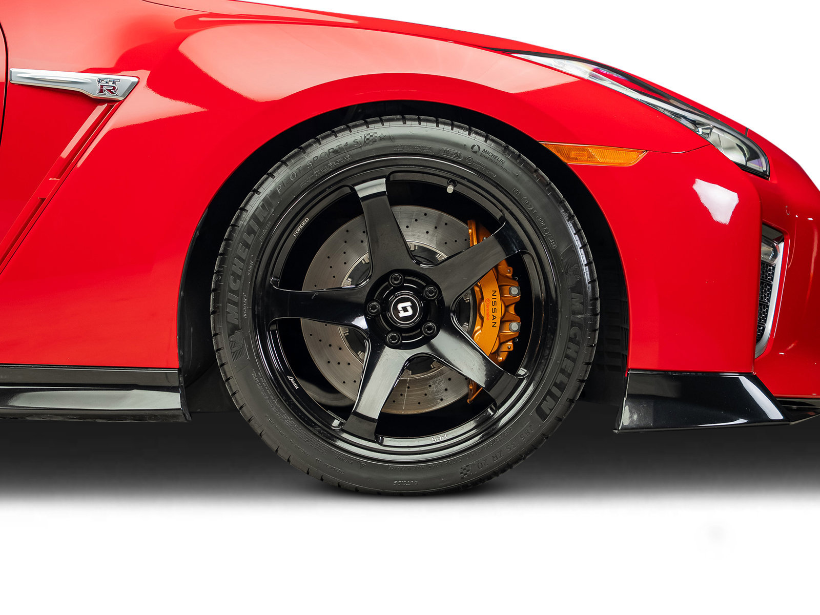Used 2023 Nissan GT-R Premium AWD/4WD image 29