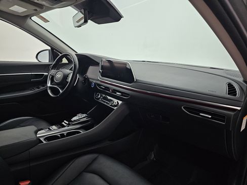 Used 2021 Hyundai Sonata Limited w/ Cargo Package image 14