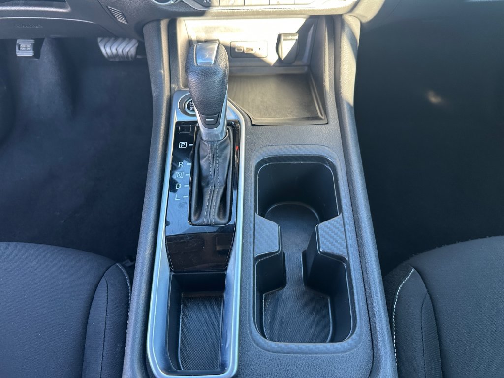 Used 2025 Nissan Sentra SV FWD image 25