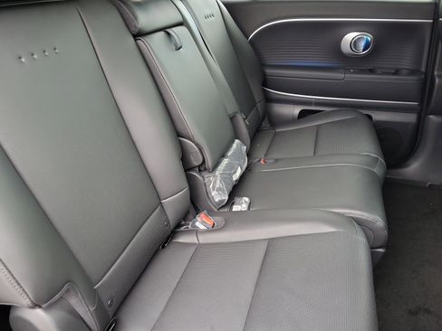 New 2026 Hyundai Ioniq 9 SEL image 40