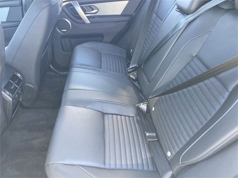 Used 2025 Land Rover Discovery Sport Dynamic SE image 14