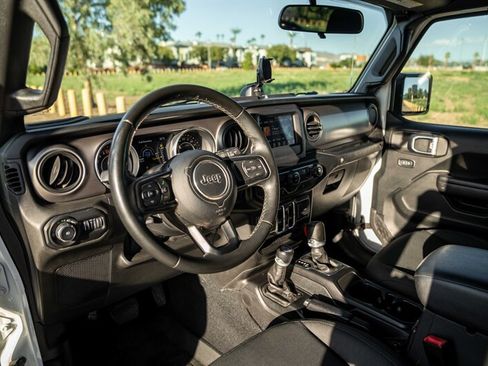 Used 2020 Jeep Wrangler Unlimited Sport S AWD/4WD image 10
