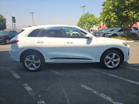 Used 2025 Audi Q5 Premium Plus AWD/4WD image 4