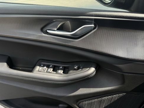 New 2025 Jeep Grand Cherokee Laredo w/ Luxury Tech Group I image 11