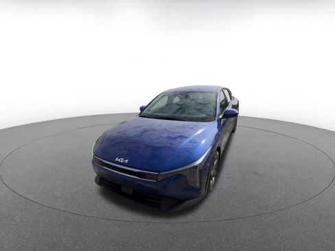 Used 2025 Kia K4 LXS FWD image 7