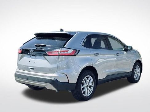 Used 2024 Ford Edge SEL w/ Convenience Package AWD/4WD image 6